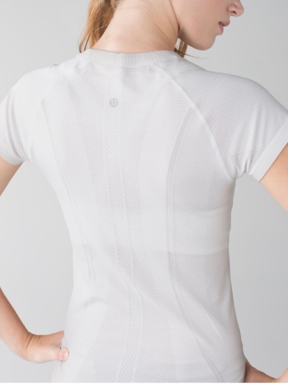 Lululemon Swiftly Tech Short Sleeve
White 12 - Picture 6 of 9